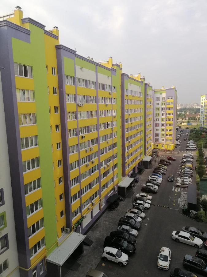 094 Жк Щасливий Нова Та Сучасна Квартира Kiev Esterno foto